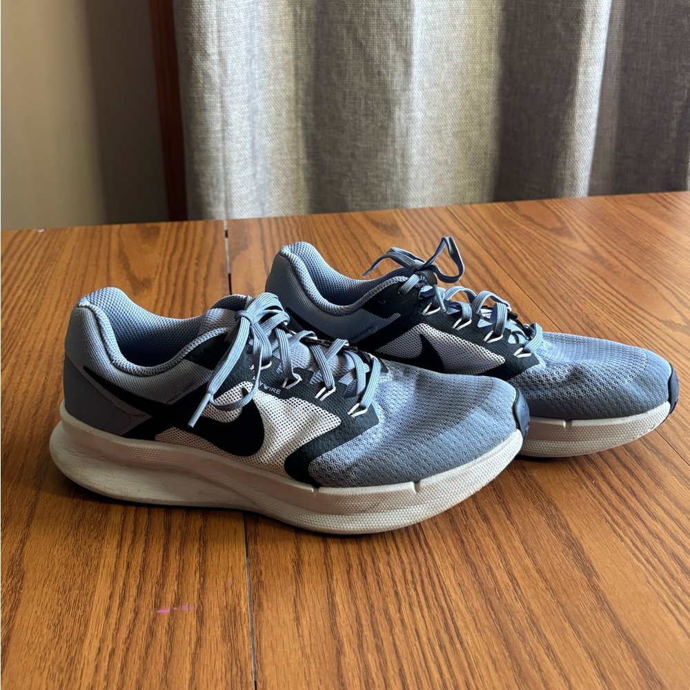Nike Men's Blue and Black Athletic Shoes